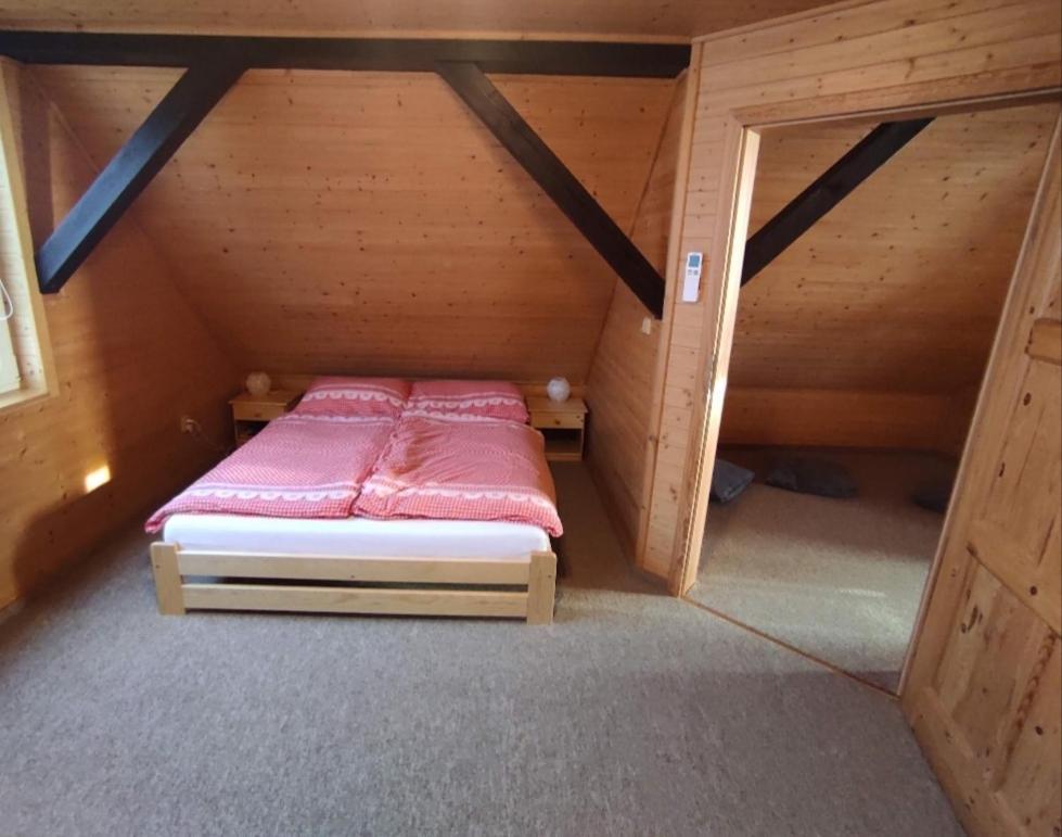 Apartmanova Chata Secanda S Bazenem, U Secske Prehrady Bagian luar foto